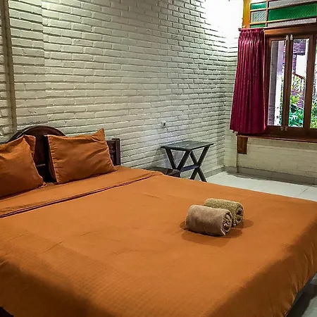 Arys Garden Hotel Yogyakarta Exterior photo