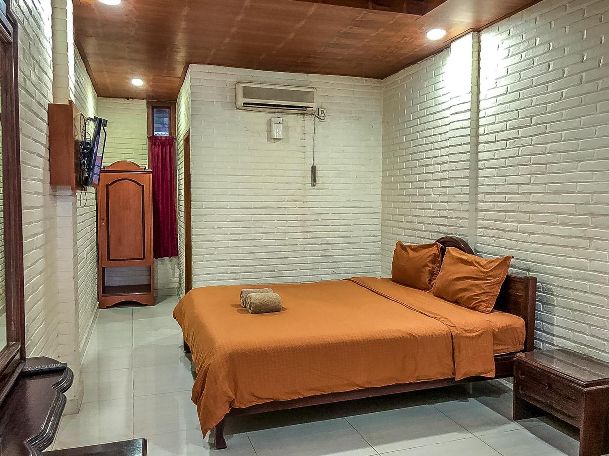 Guest house Arys Garden