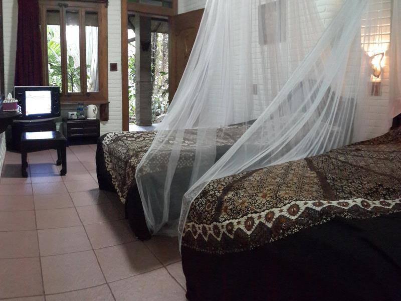 Arys Garden Guest house 3*